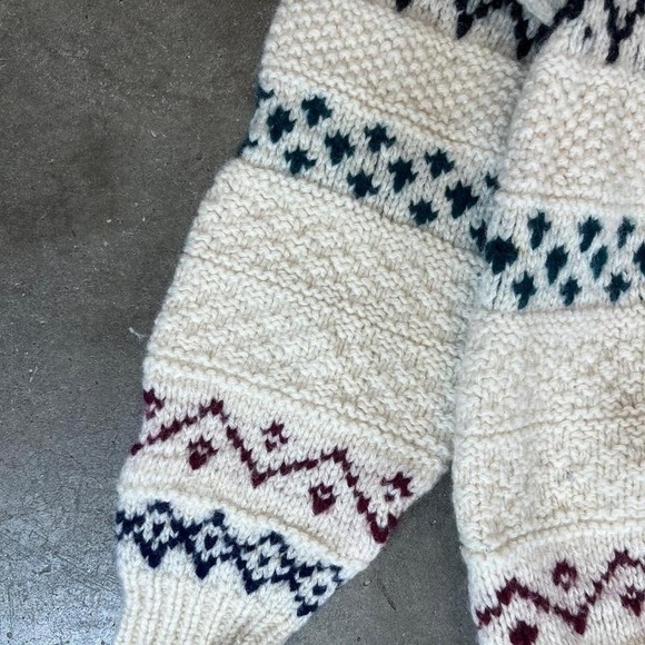 Vintage 90s 100% wool Cream and multi-coloured vintage knit sweater - Picture 4 of 6